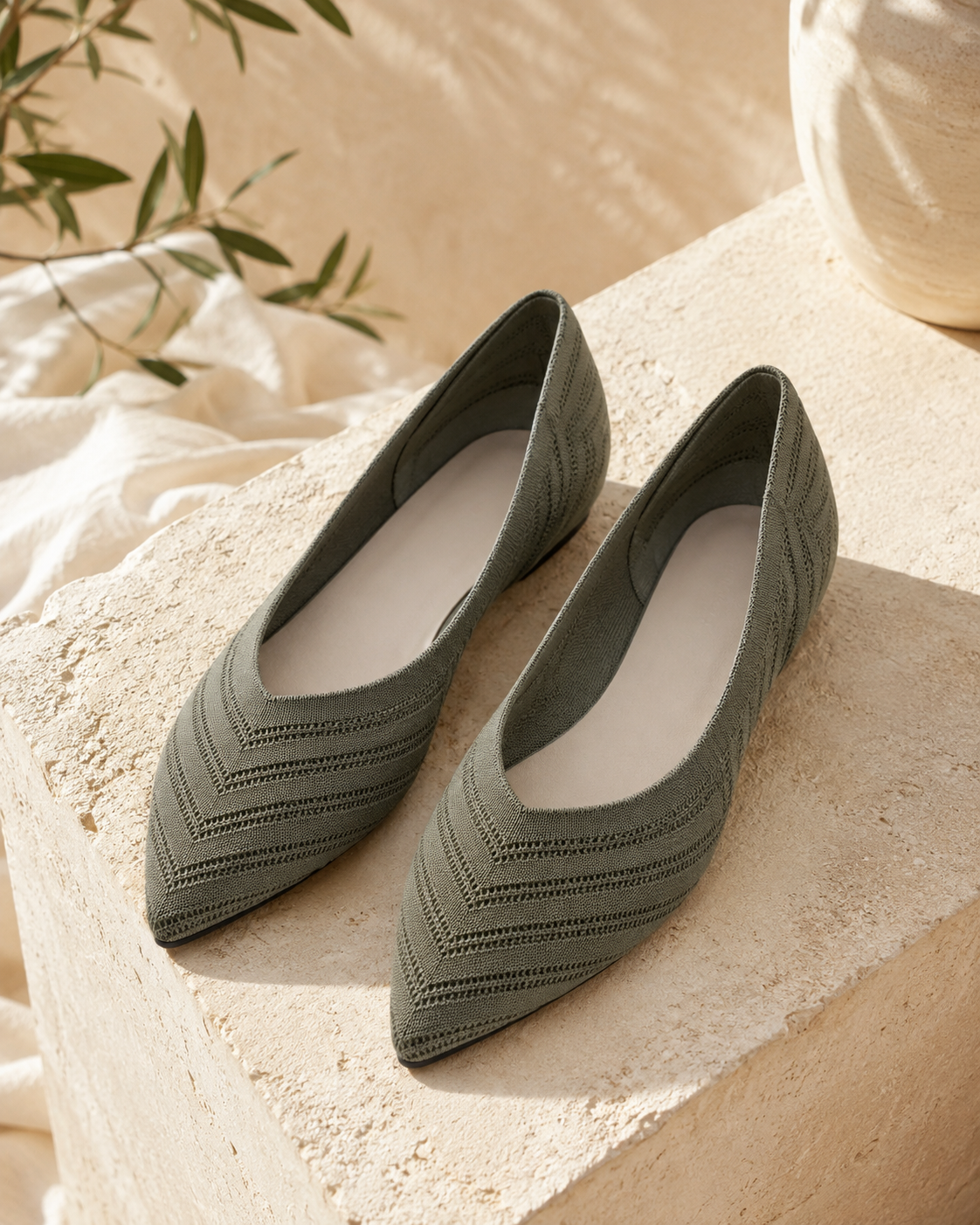The Riviera Pointed Knit Flats